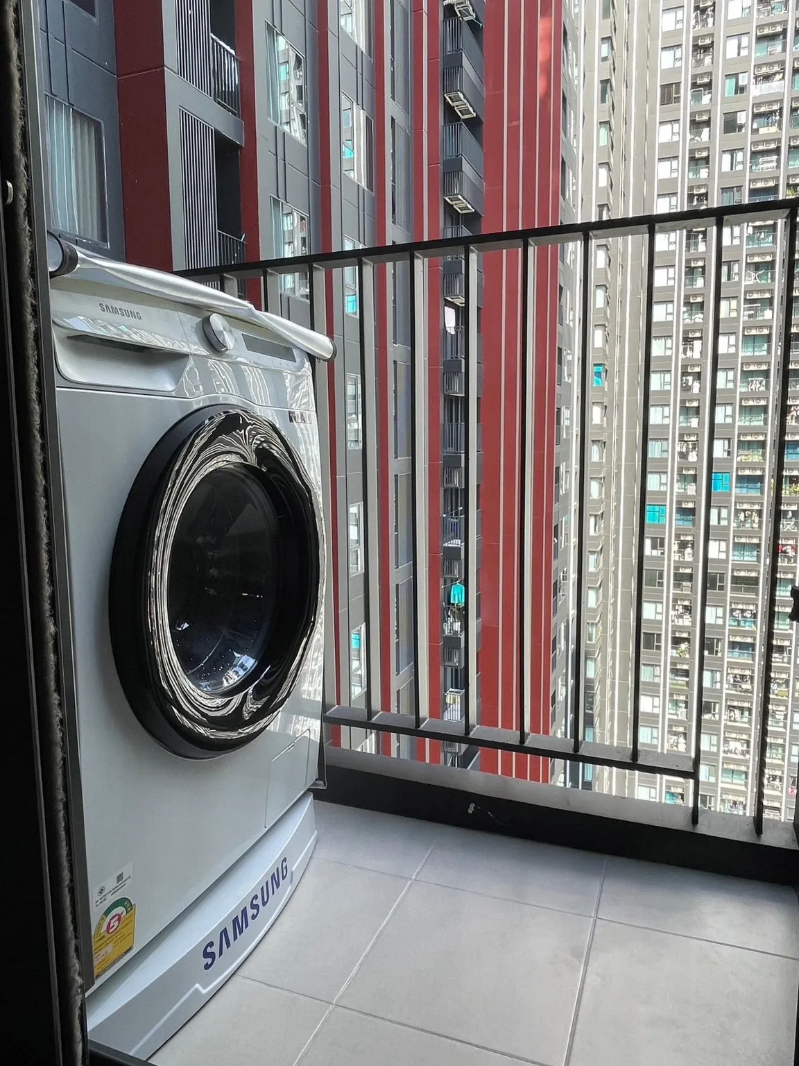 Property photos for Life Asoke Hype