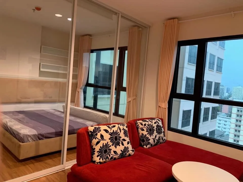 Property photos for The Crest Phahonyothin 11