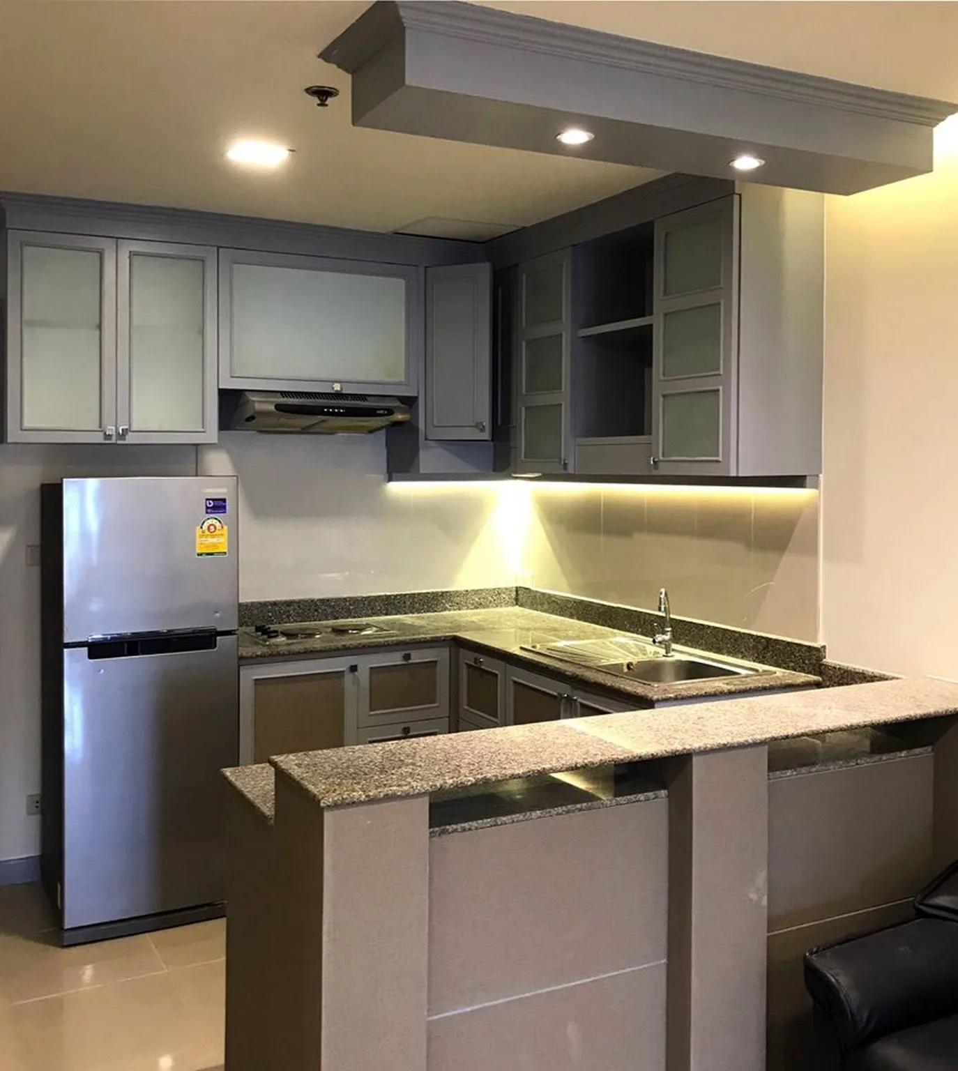 Property photos for State Tower