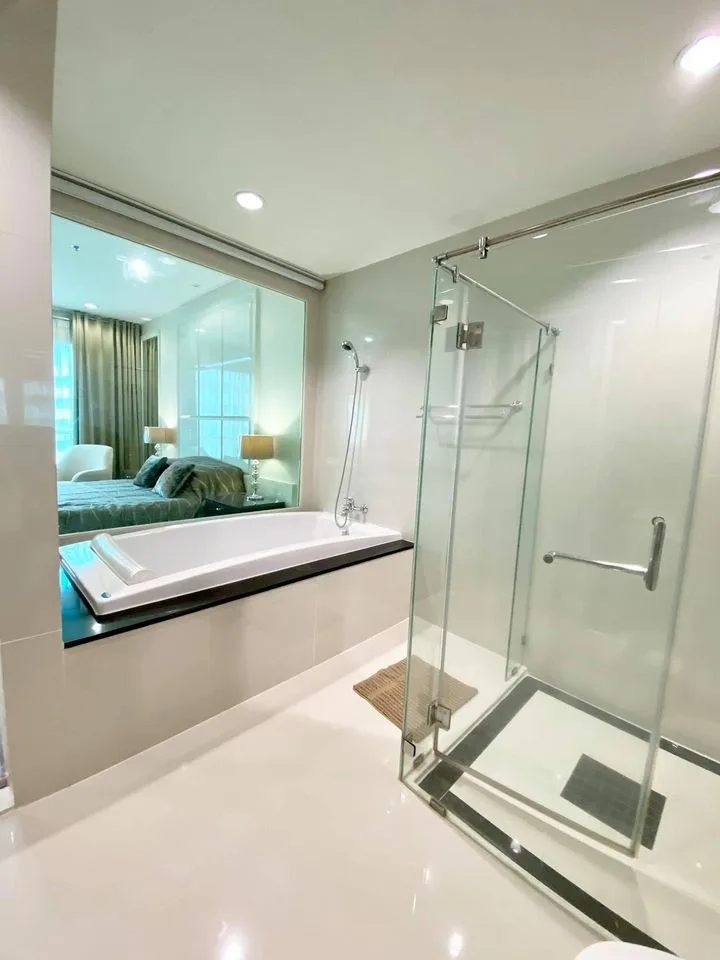 Property photos for The Address Chidlom
