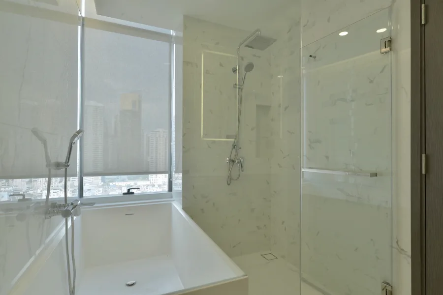 Property photos for Siamese Exclusive Queens