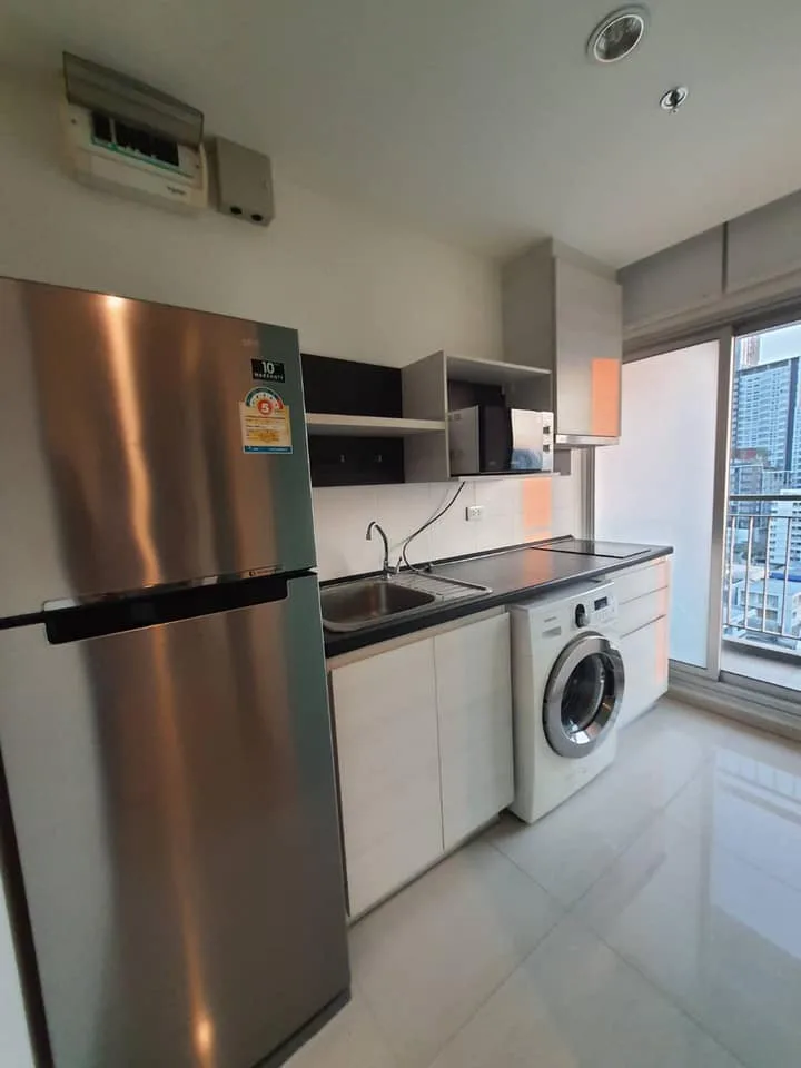 Property photos for Life Ratchadapisek