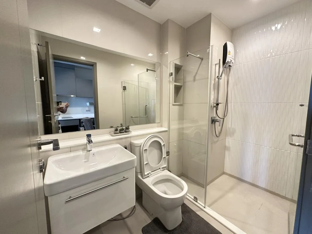 Property photos for Life Asoke Hype