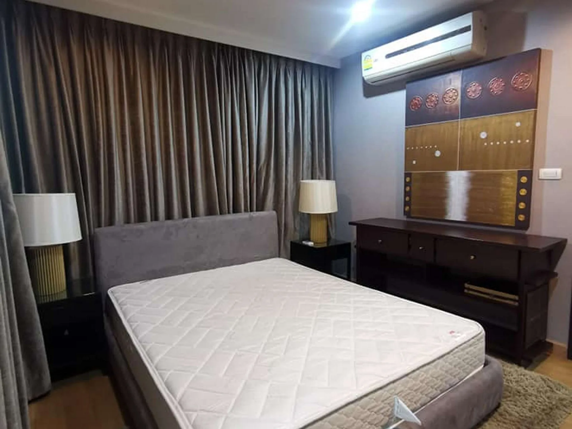 Property photos for Sathorn Gardens