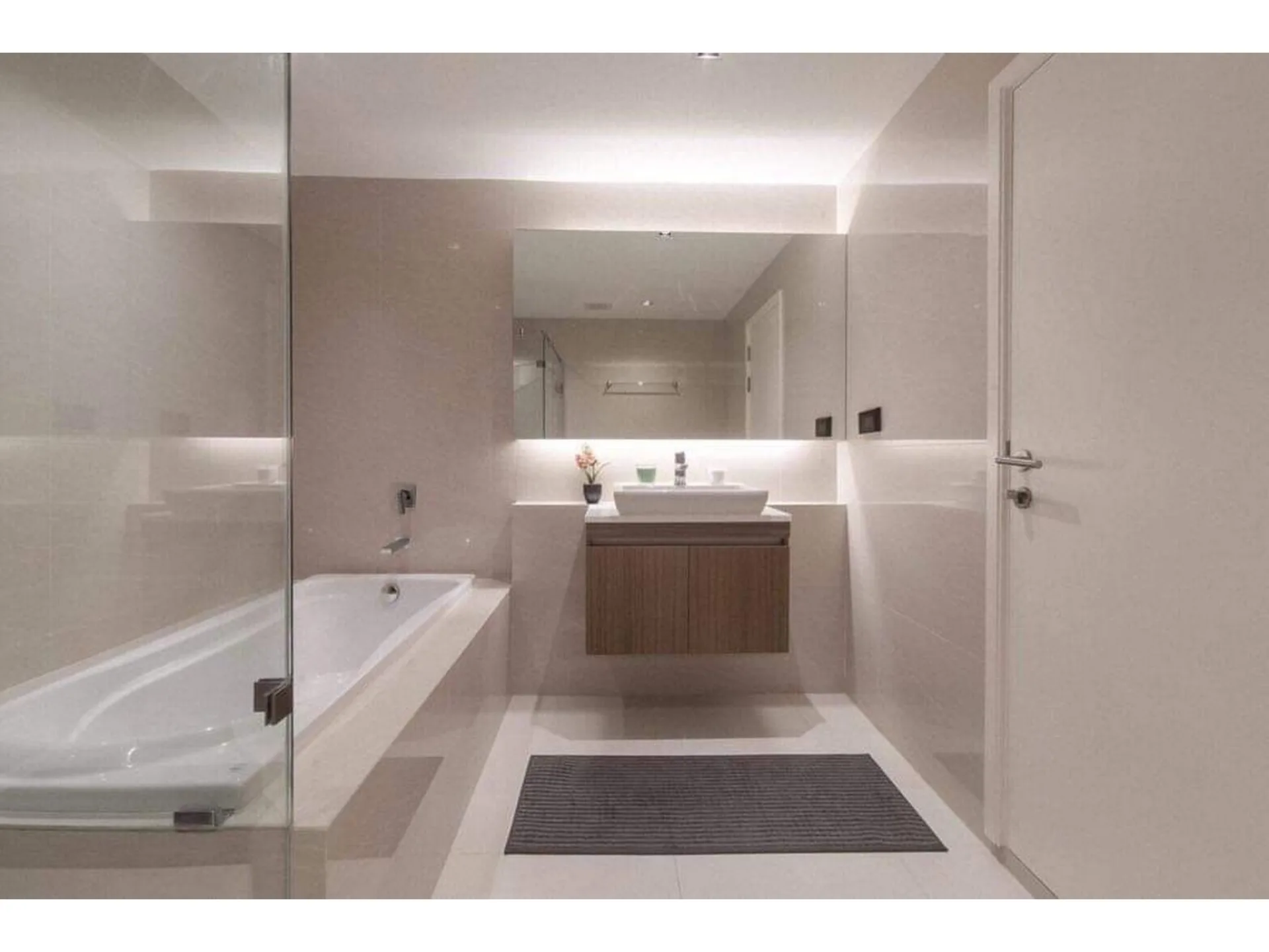 Property photos for Vtara Sukhumvit 36
