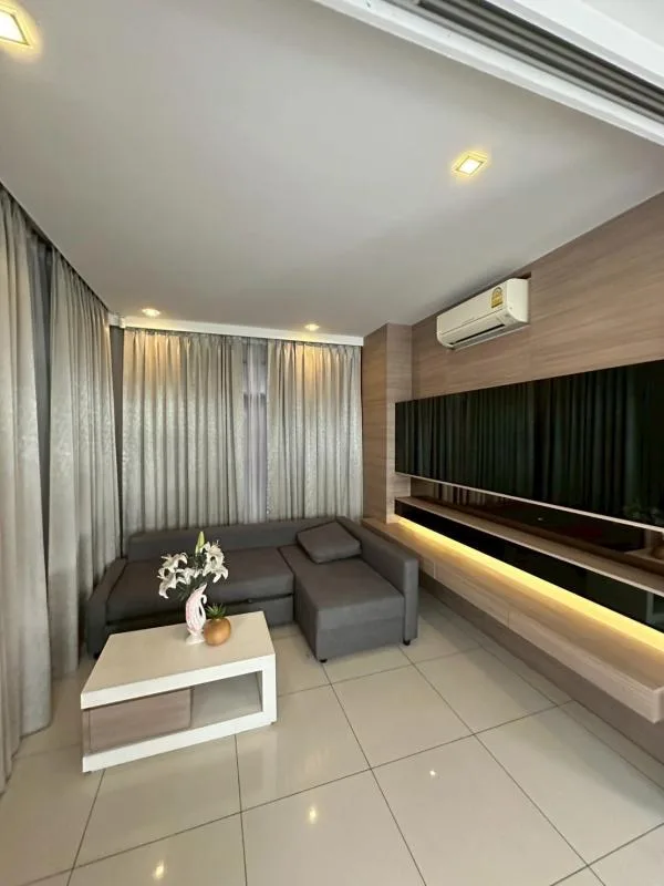 Property photos for The Palm Pattanakarn