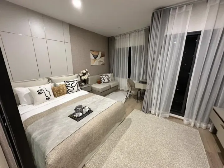 Property photos for Life Rama 4 - Asoke