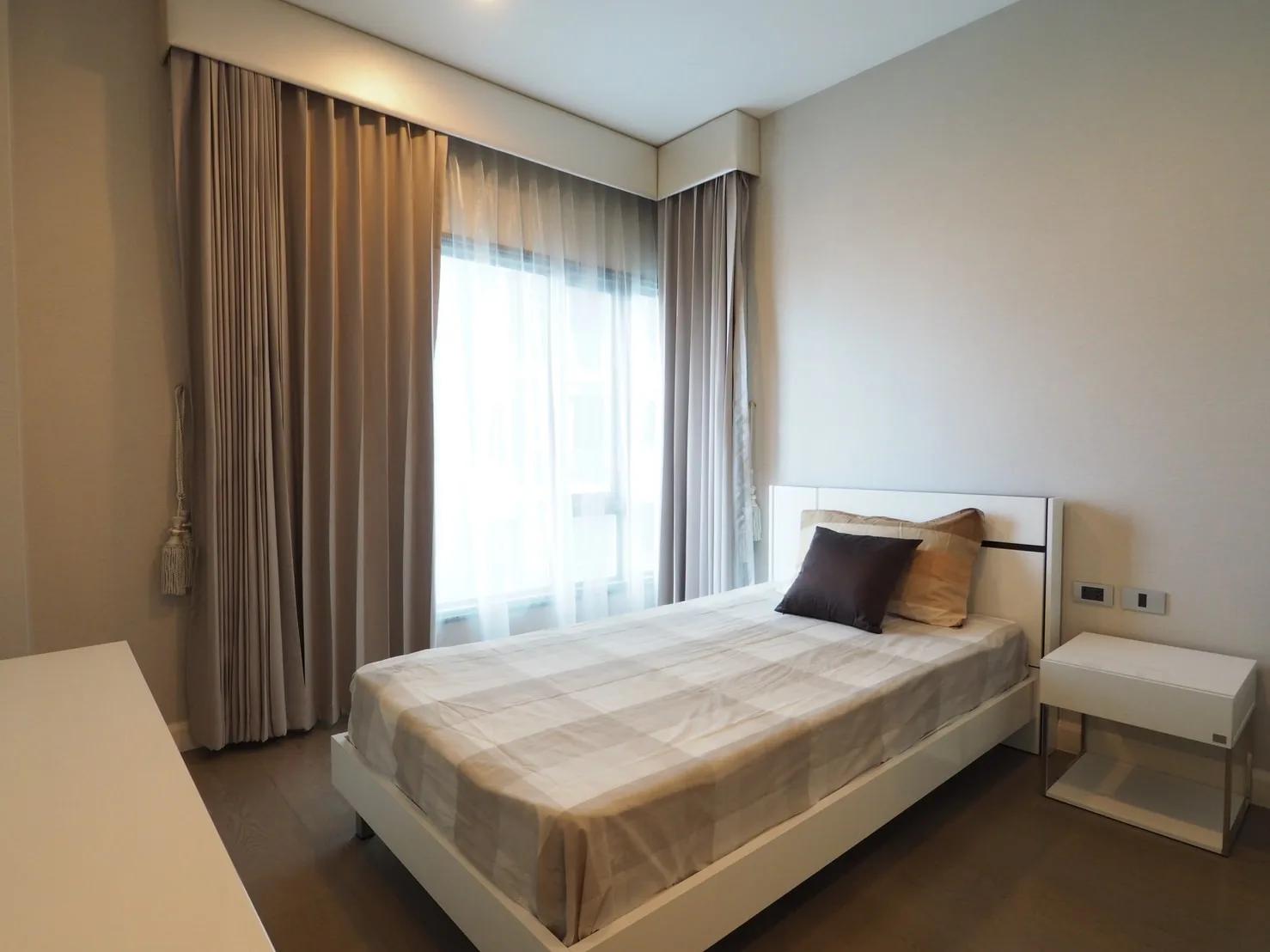 Property photos for The Crest Sukhumvit 34