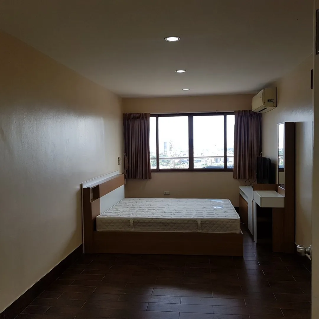 Property photos for Flora Ville
