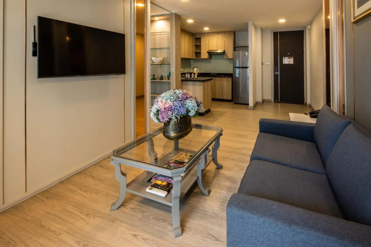 Property photos for Chaidee Mansion