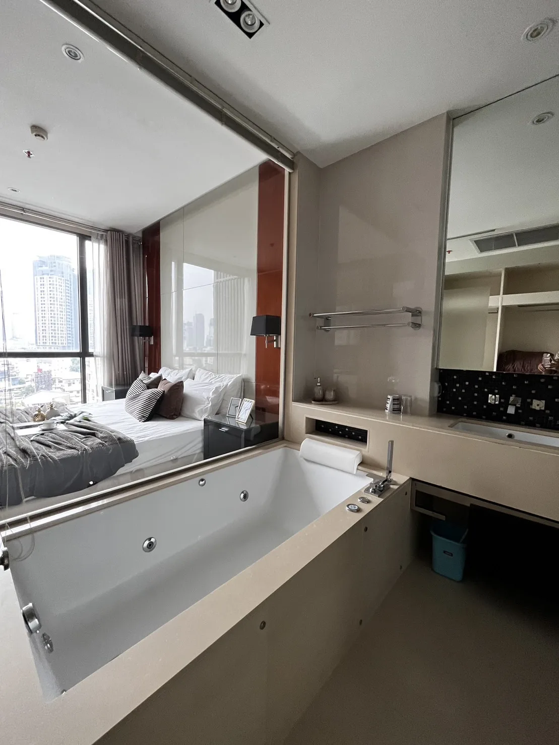 Property photos for The Address Sukhumvit 28