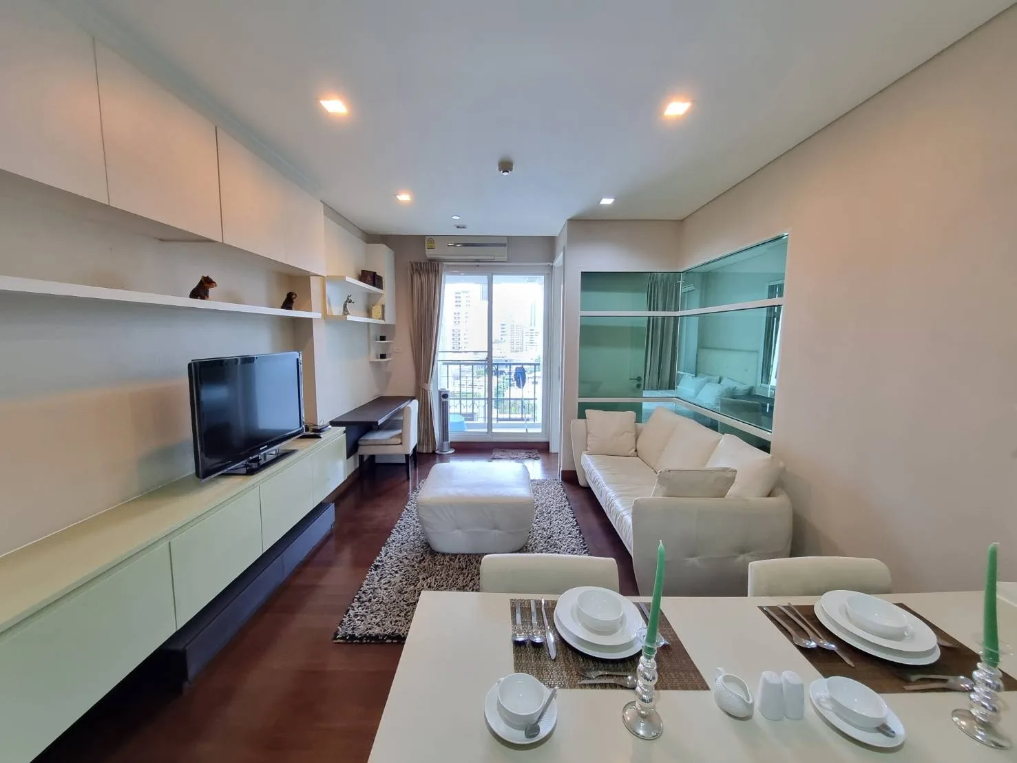 Property photos for Ivy Thonglor