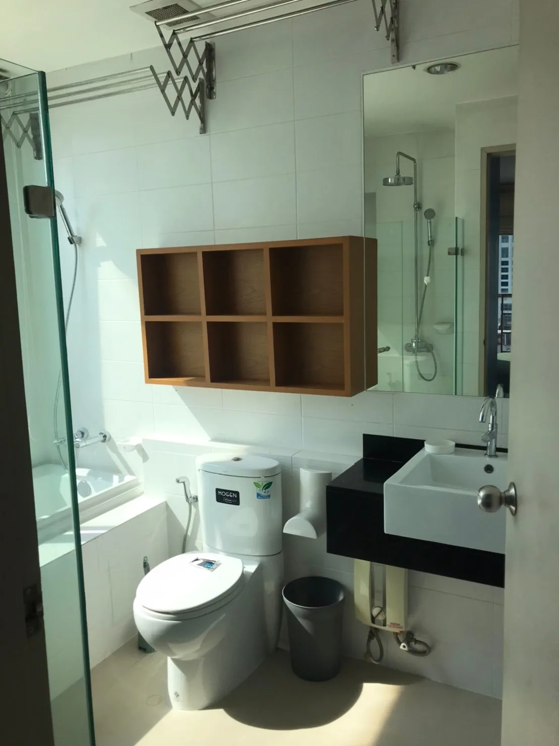 Property photos for Ideo Mix Phaholyothin