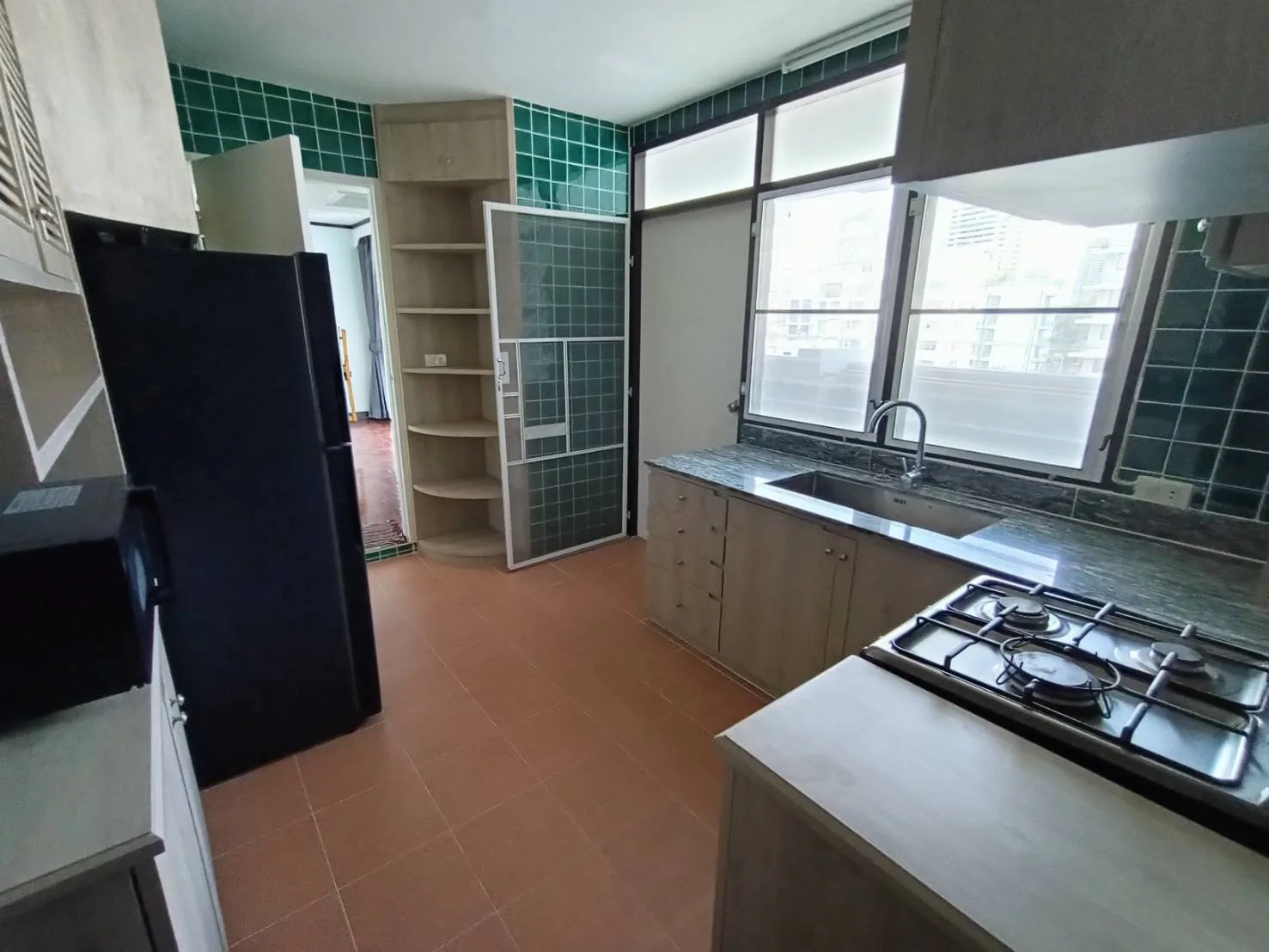 Property photos for Tongtip Mansion