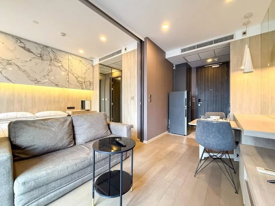 Property photos for Ashton Asoke