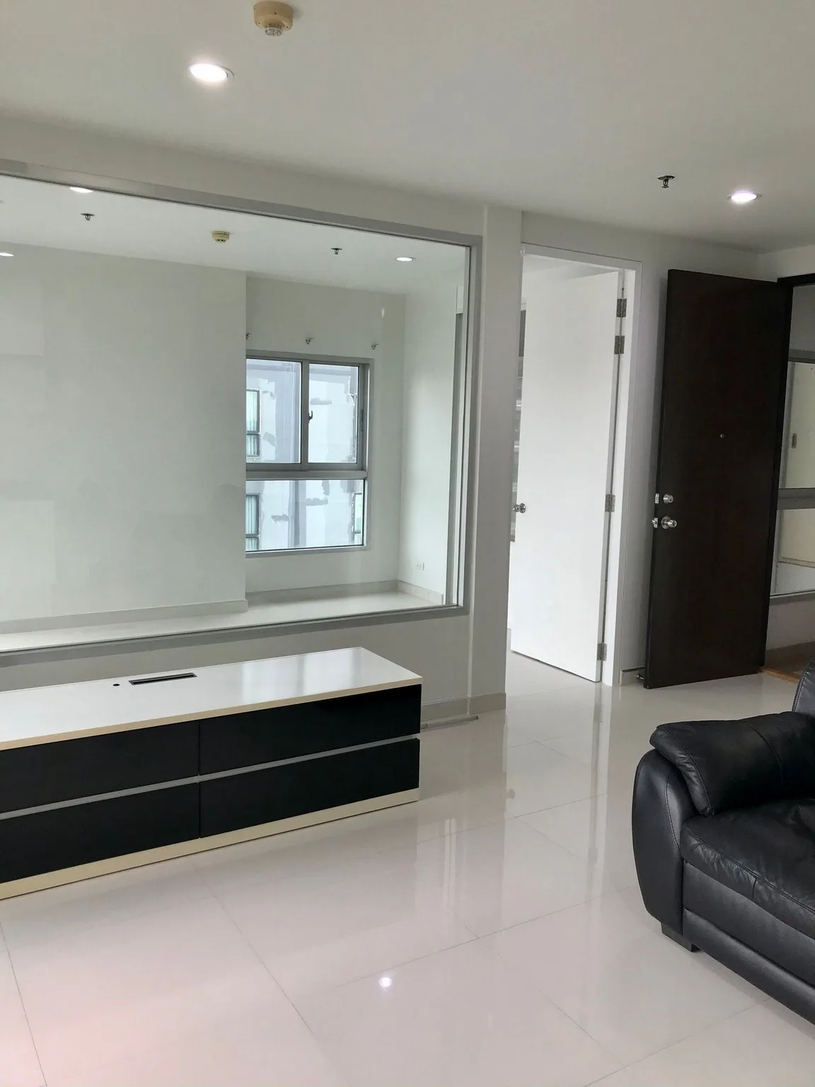 Property photos for The Parkland Taksin - Thapra