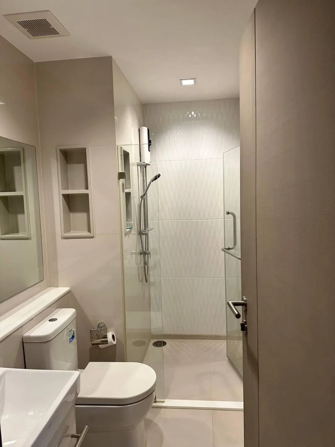 Property photos for LIFE Asoke - Rama 9