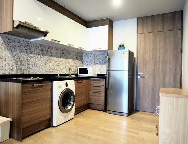 Property photos for Noble Refine