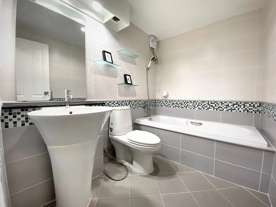Property photos for The Waterford Sukhumvit 50 Onnut