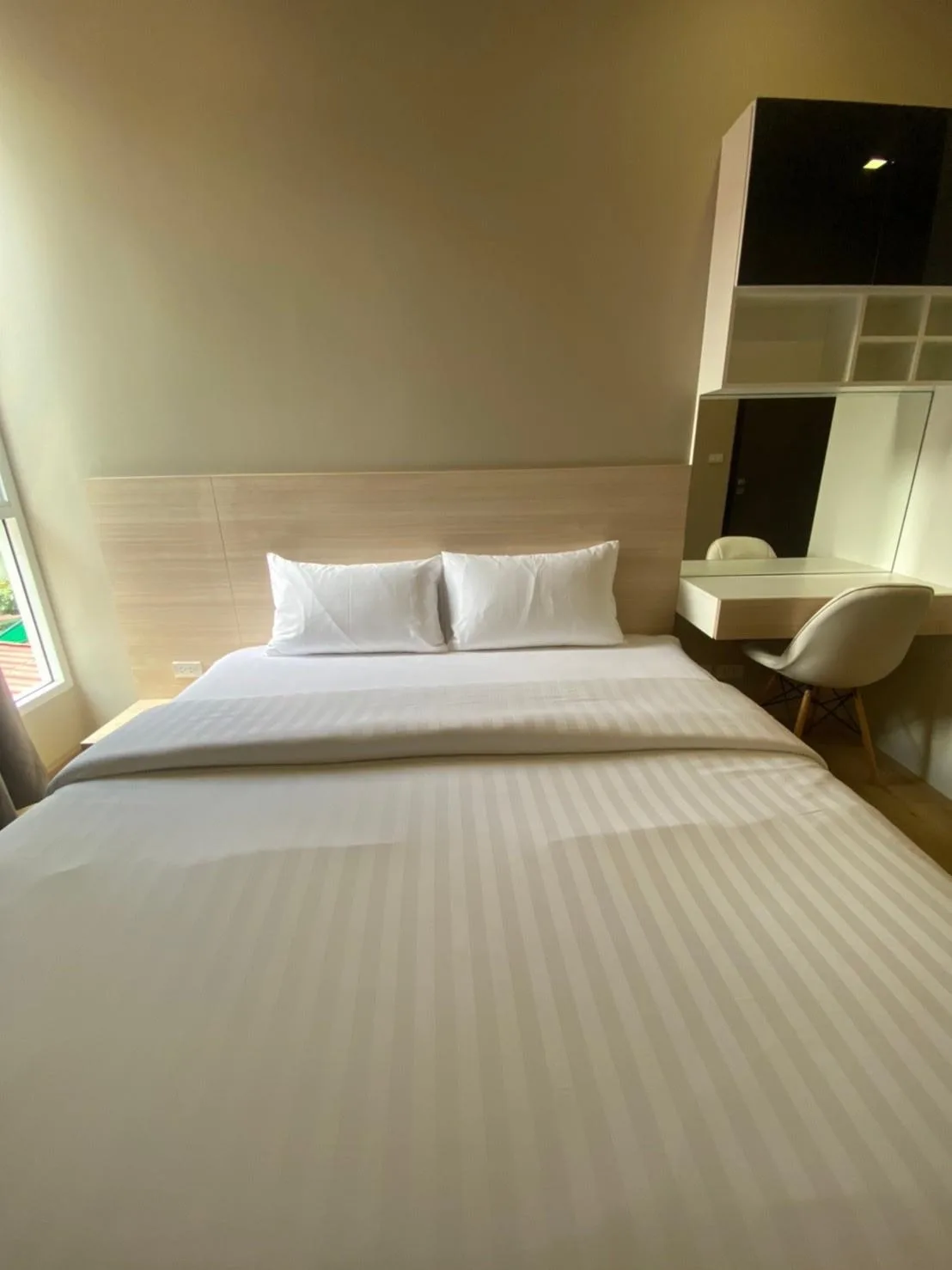 Property photos for Quartz Residence