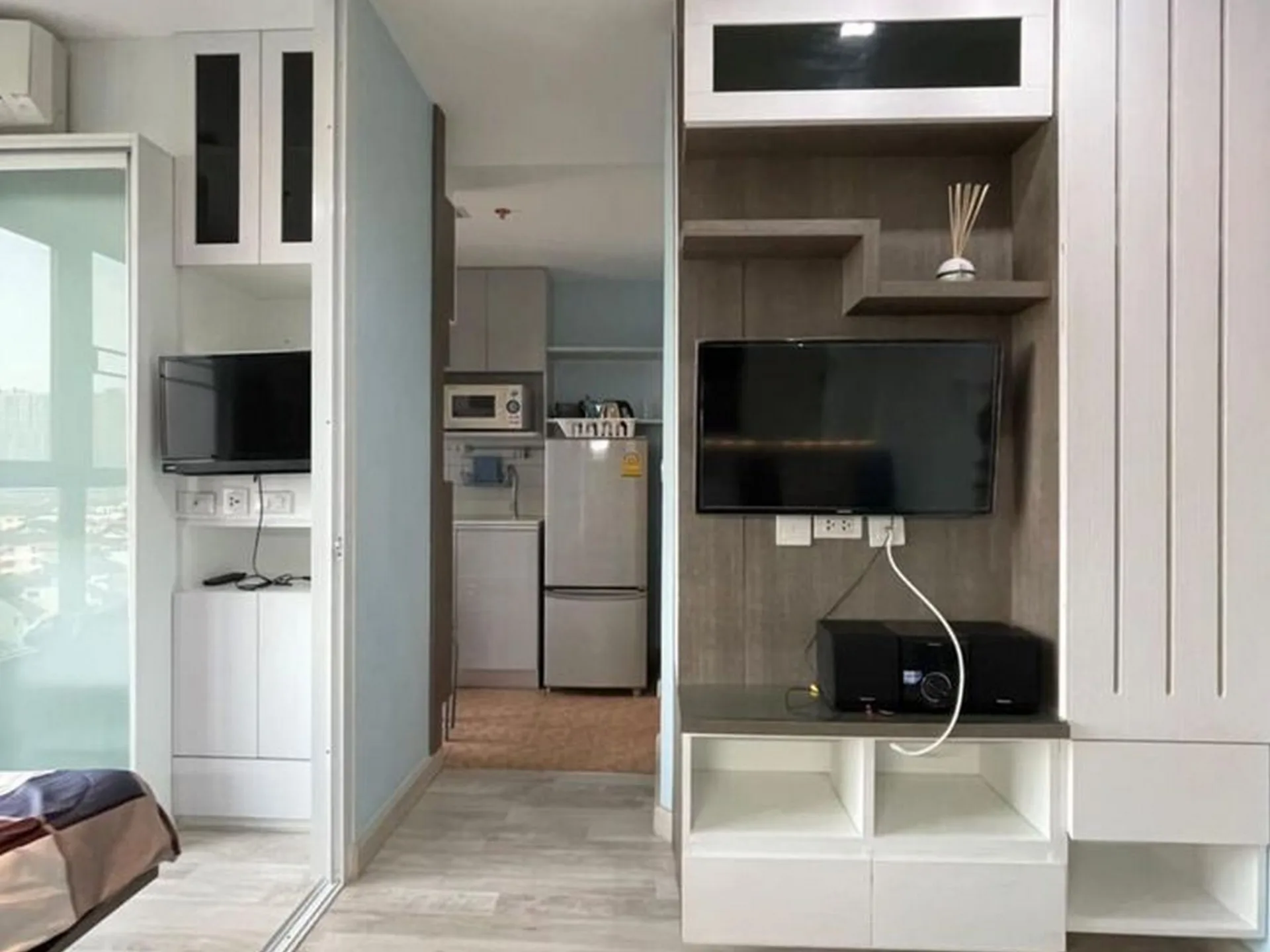 Property photos for Ideo Mobi Sukhumvit 81
