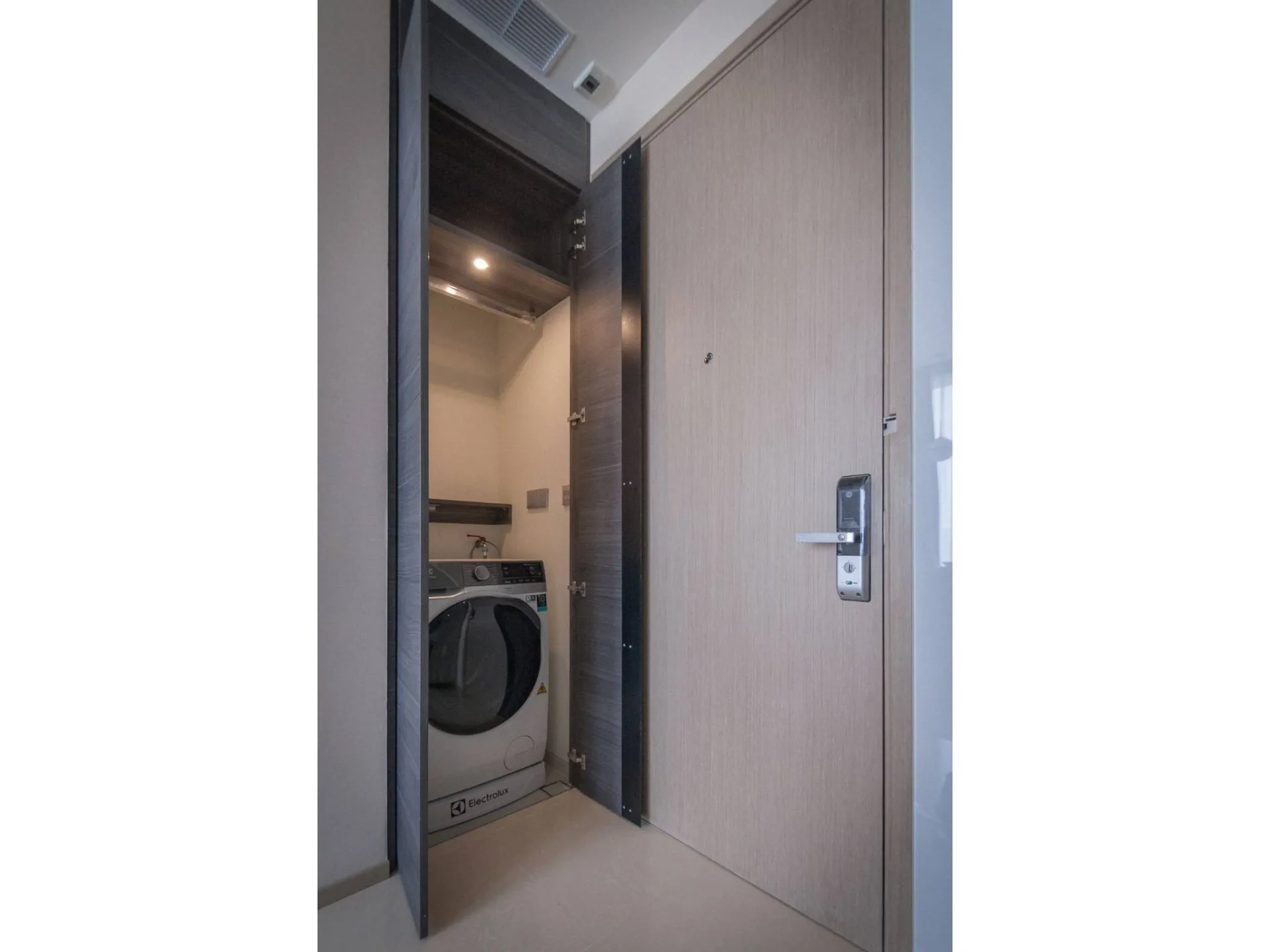 Property photos for The Esse Asoke
