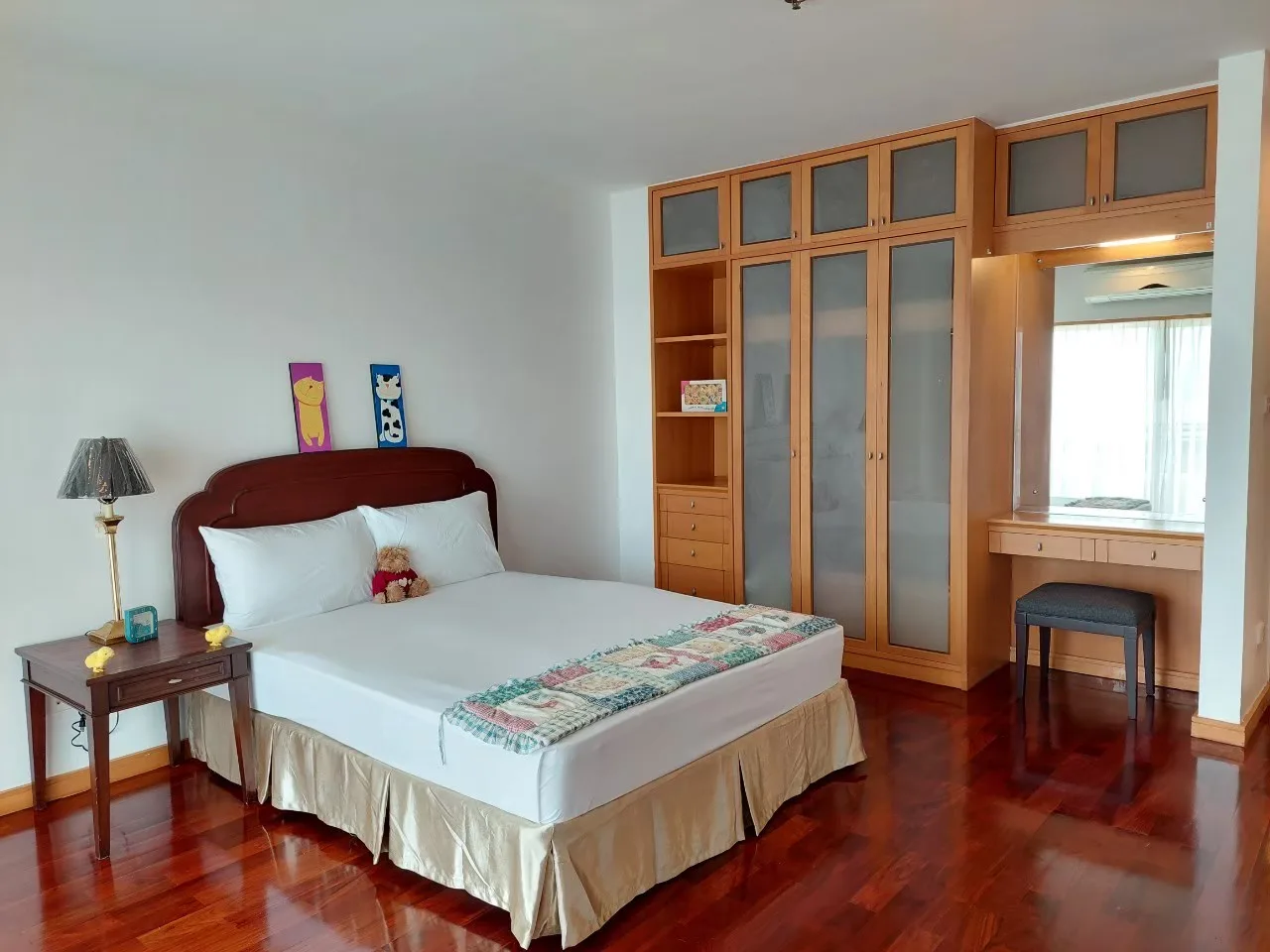 Property photos for Esmeralda Apartments