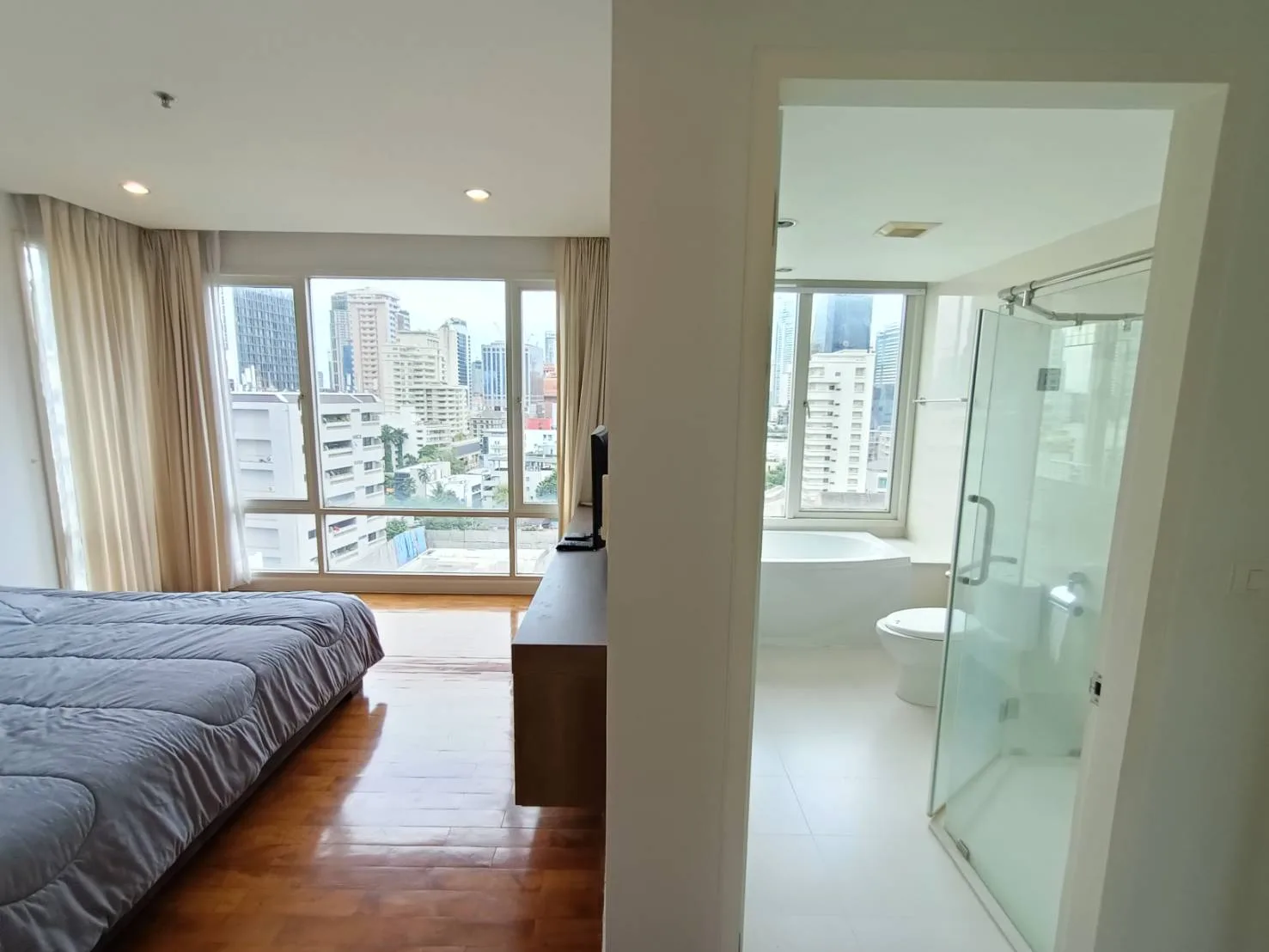 Property photos for Baan Siri 31