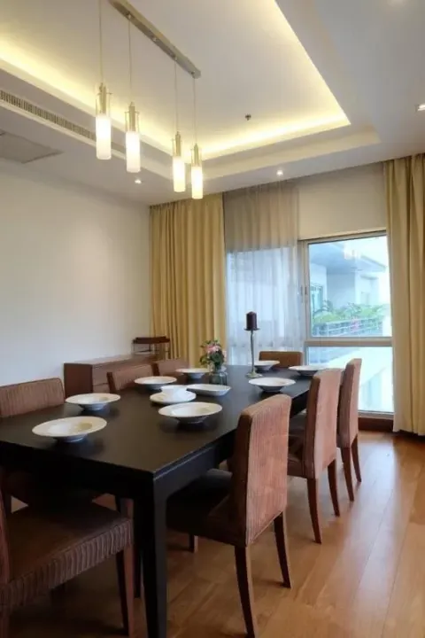 Property photos for Royal Residence Park