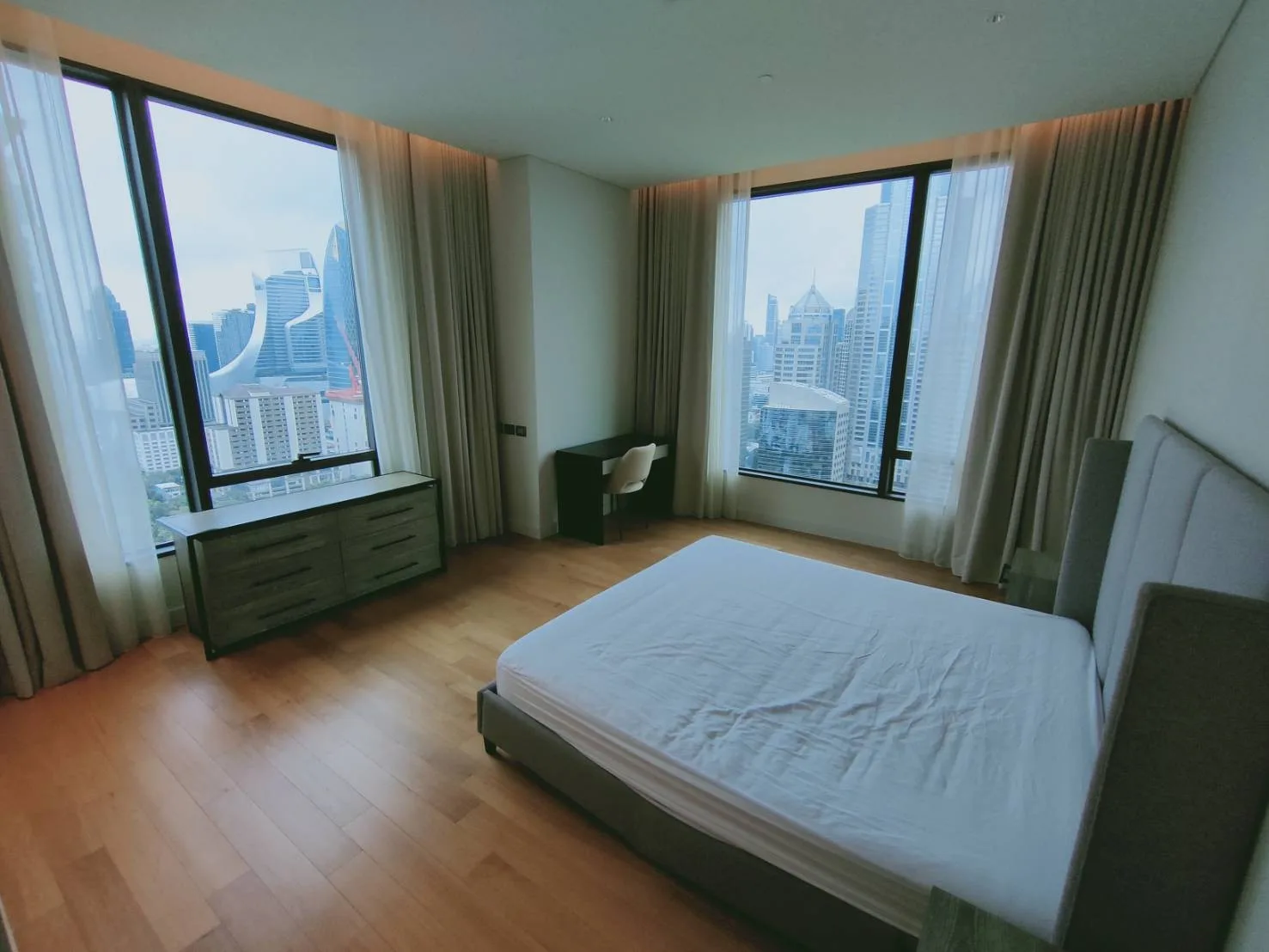 Property photos for Sindhorn Residence