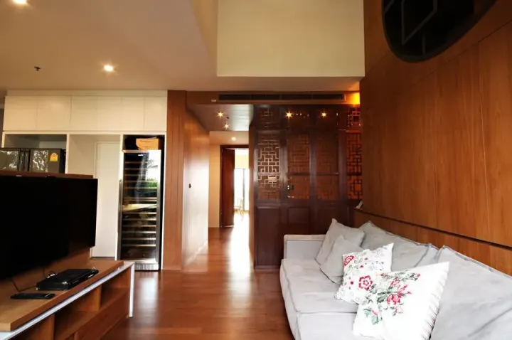 Property photos for Noble Remix2