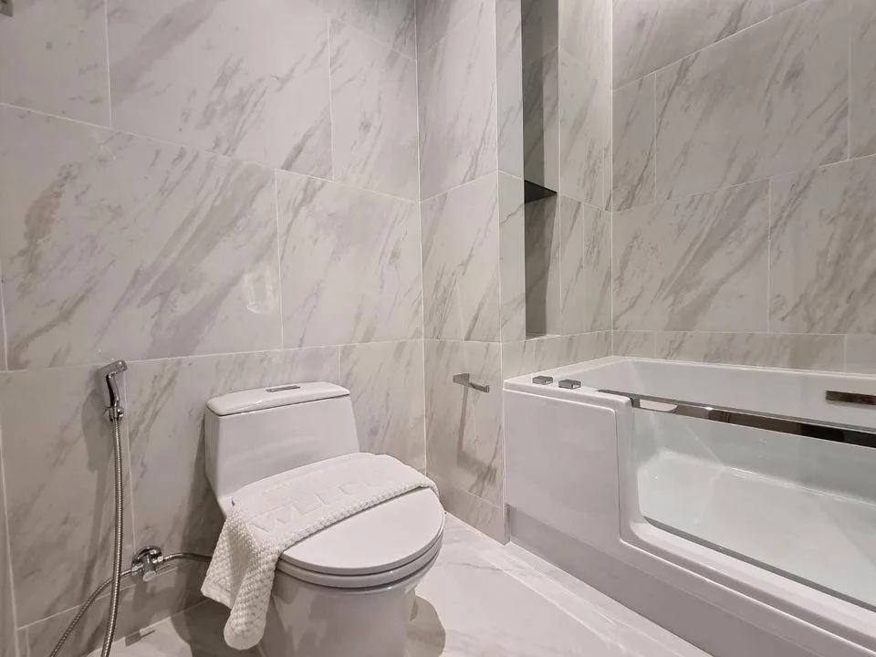 Property photos for The Room Sukhumvit 38