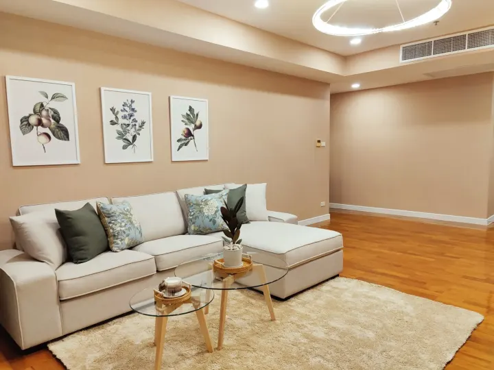 Property photos for Baan Siri 24