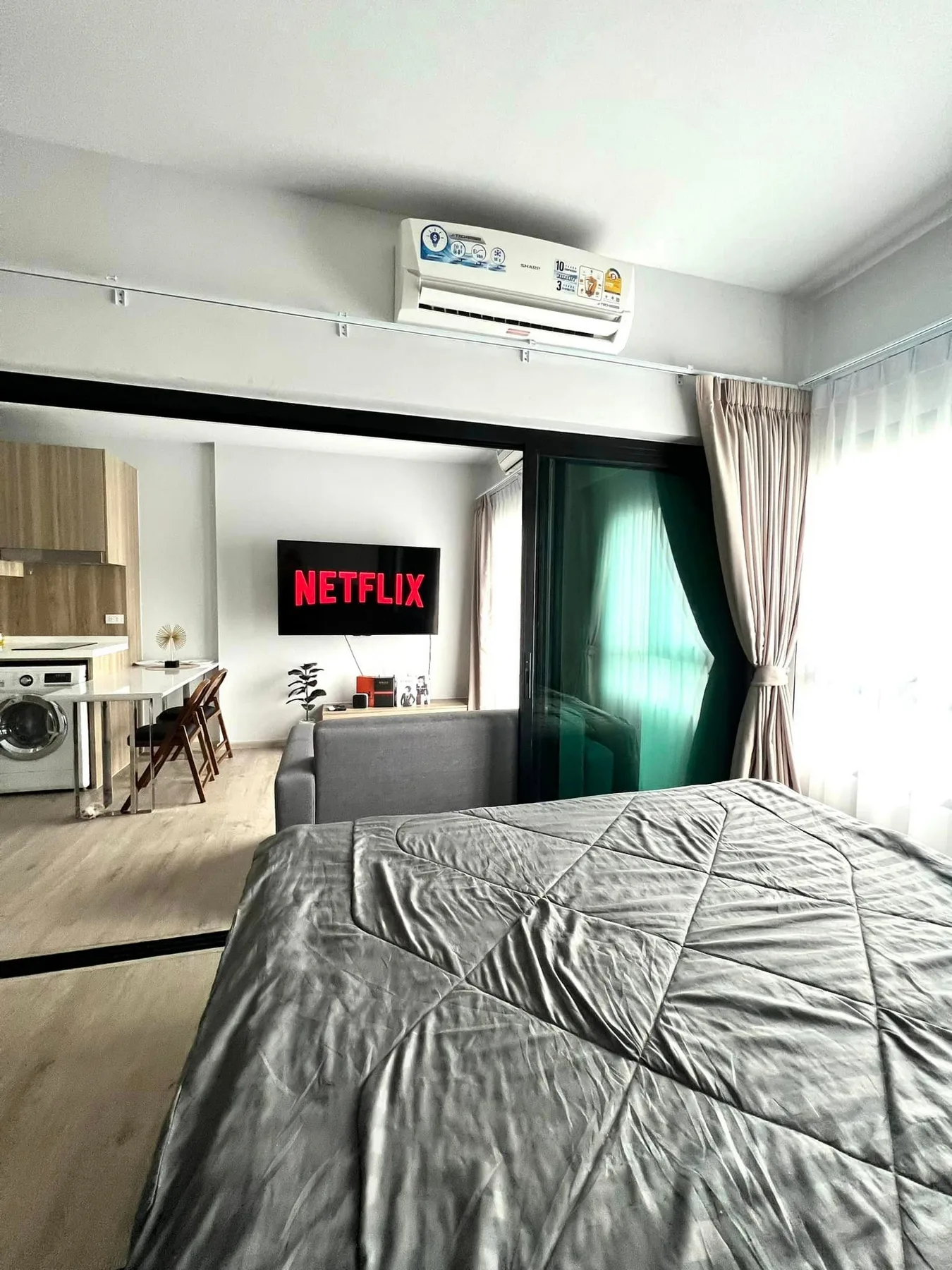 Property photos for Altitude Unicorn Sathorn - Tha Phra