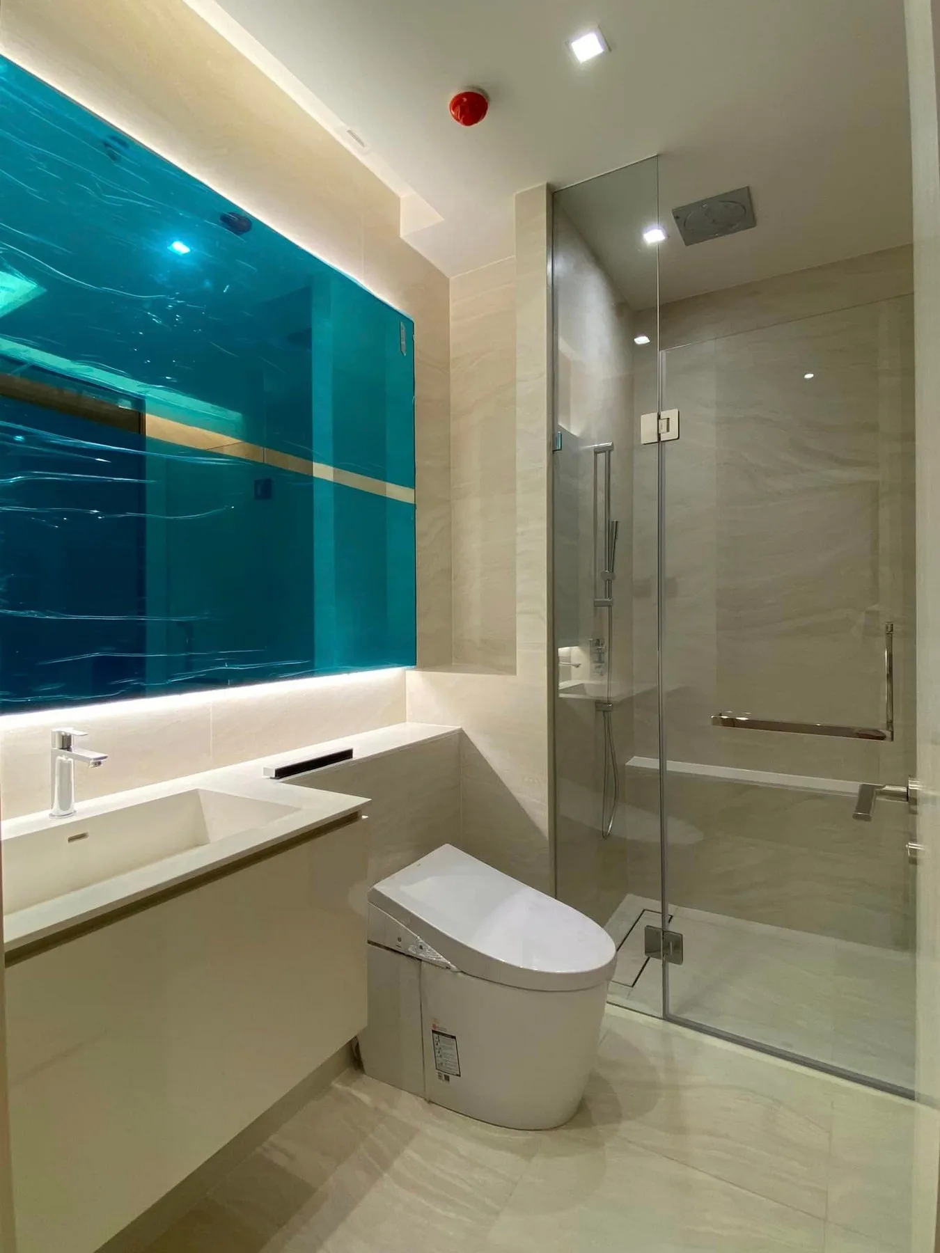 Property photos for The Strand Thonglor