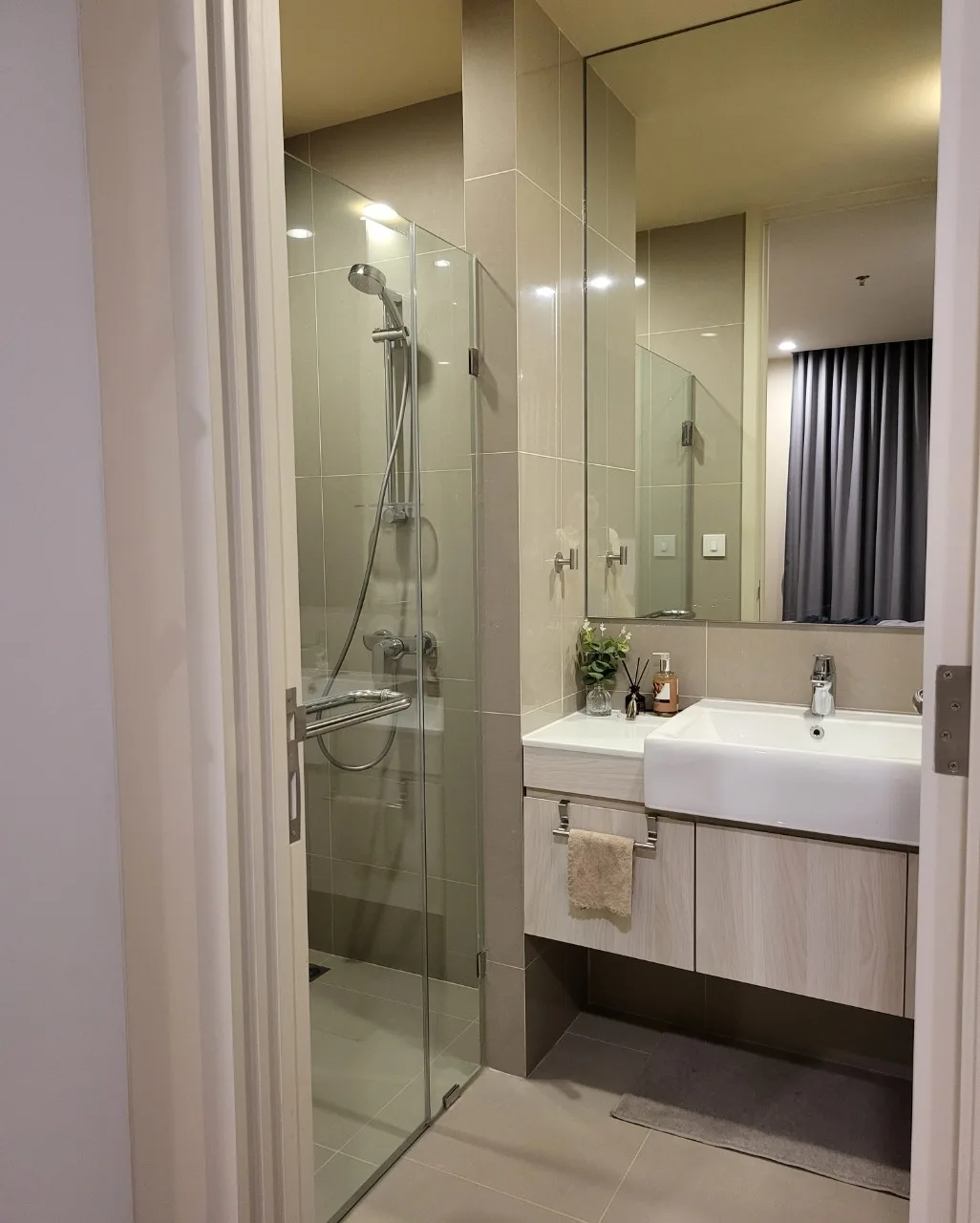 Property photos for Noble Recole