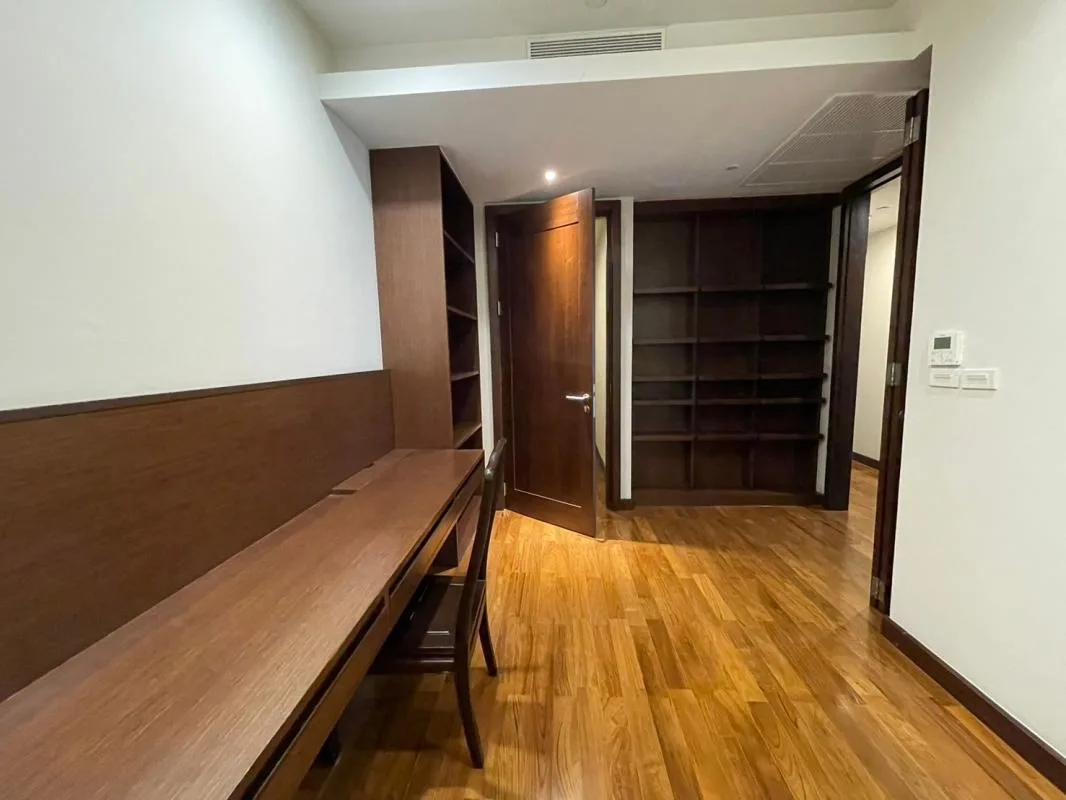Property photos for Vasu The Residence