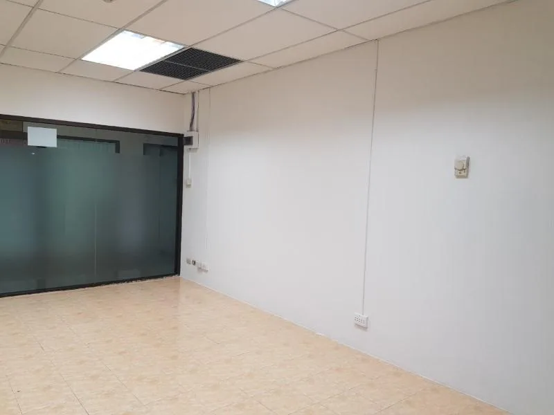 Property photos for Omni Tower Sukhumvit Nana
