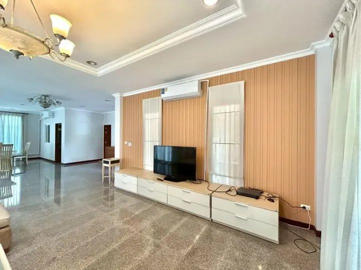 Property photos for Sittarom Regent Sukhumvit 105