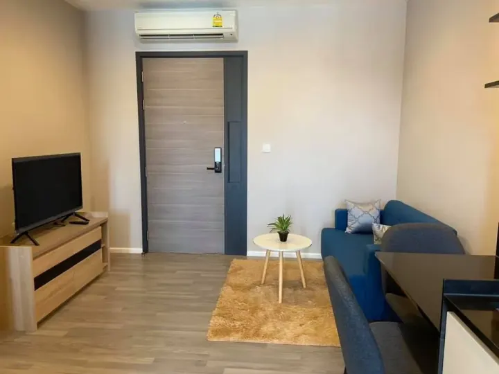 Property photos for The Room Sathorn - St.Louis
