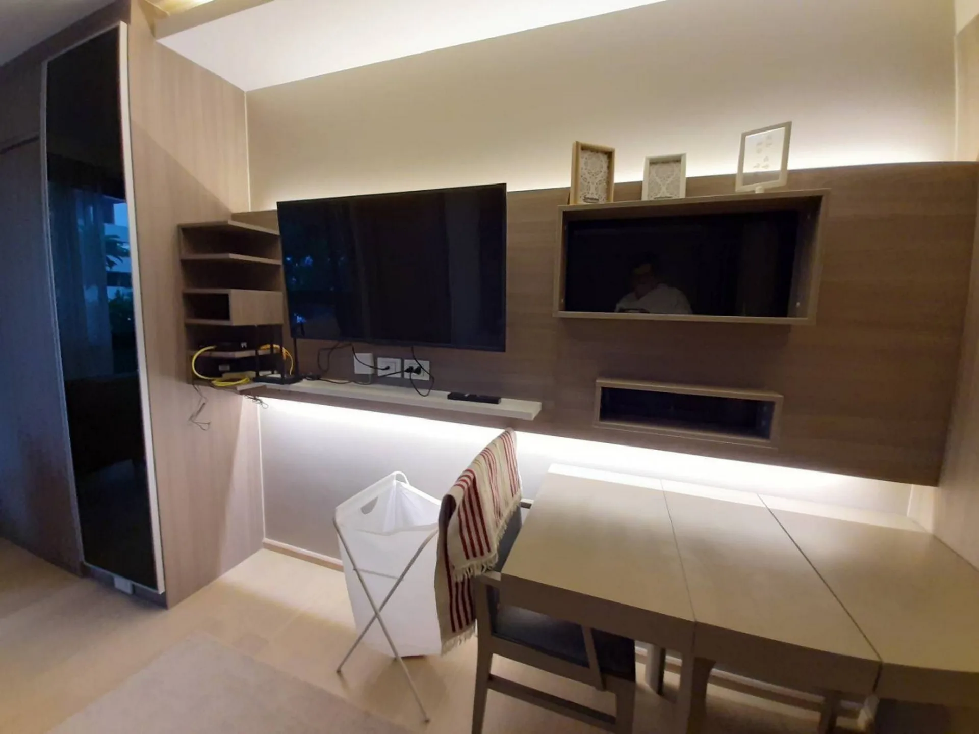 Property photos for Urbitia Thong Lo