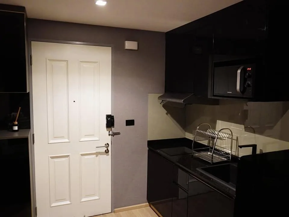 Property photos for The Clover Thonglor