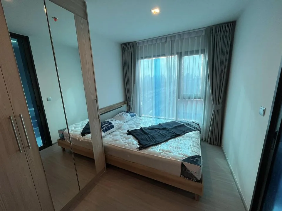 Property photos for Life Asoke Hype