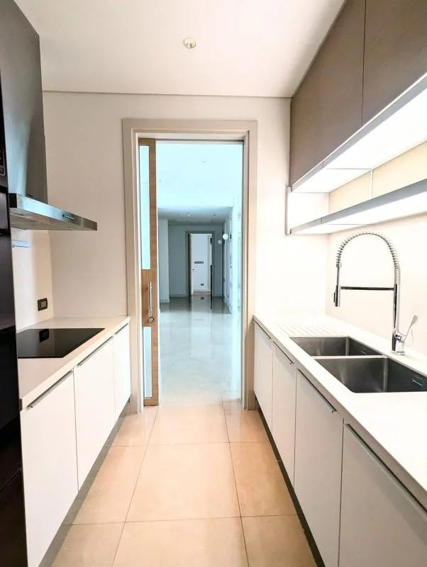 Property photos for Sindhorn Residence
