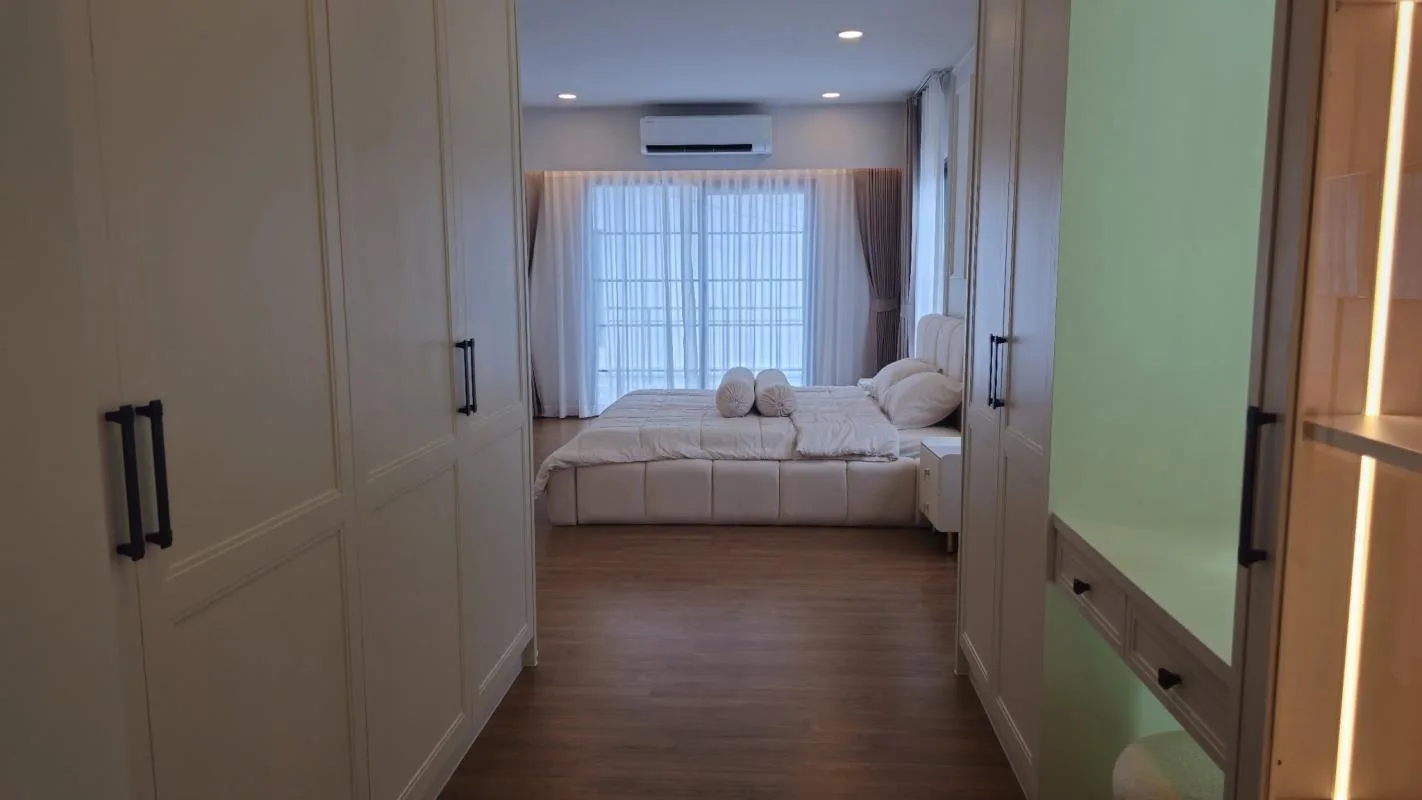 Property photos for Centro Bangna - Km.7