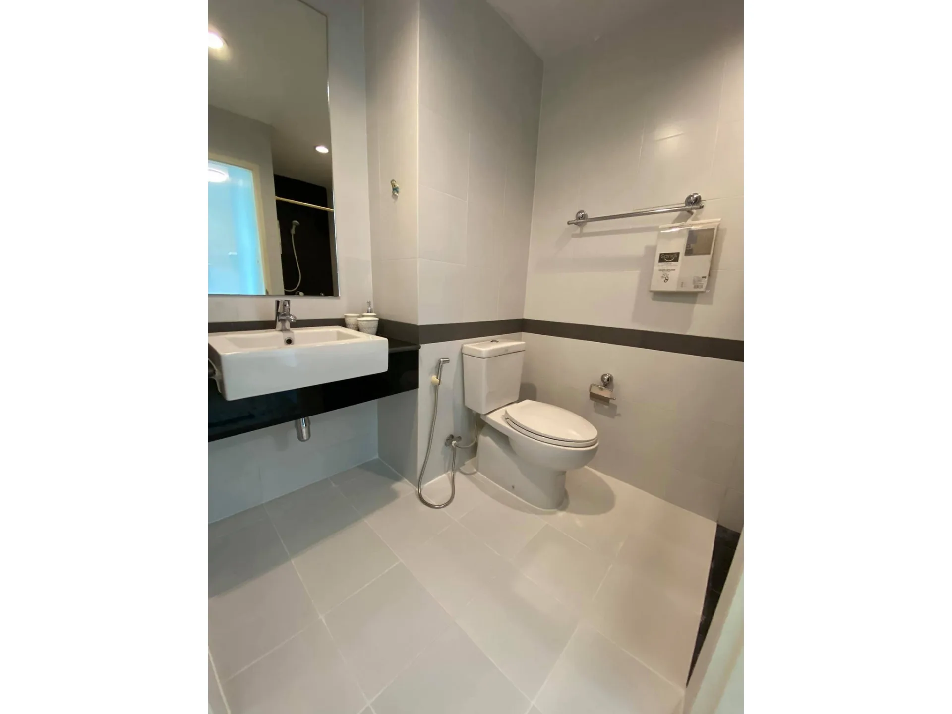 Property photos for A Space Sukhumvit 77