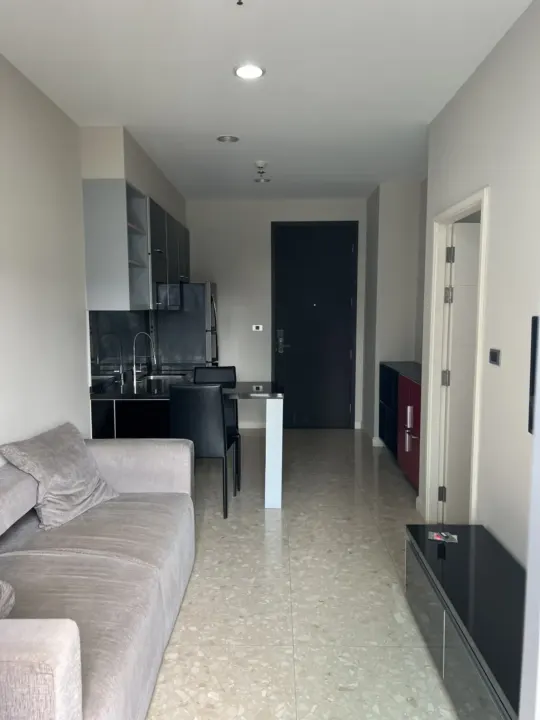 Property photos for The Crest Sukhumvit 34