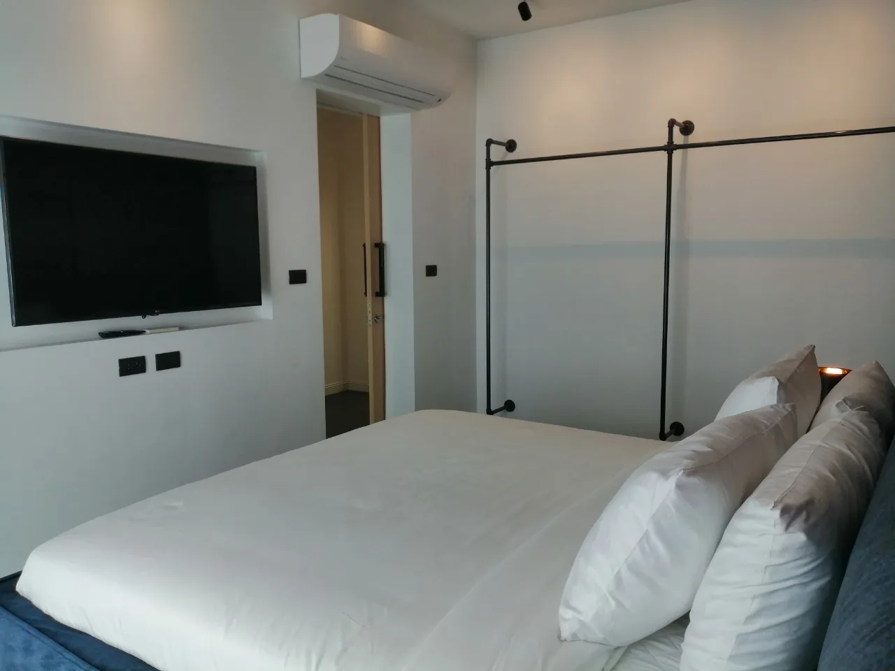 Property photos for Penthouse Condominium 3