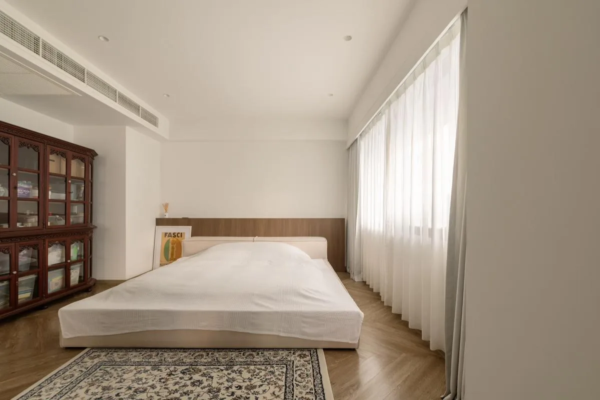 Property photos for Newton Tower