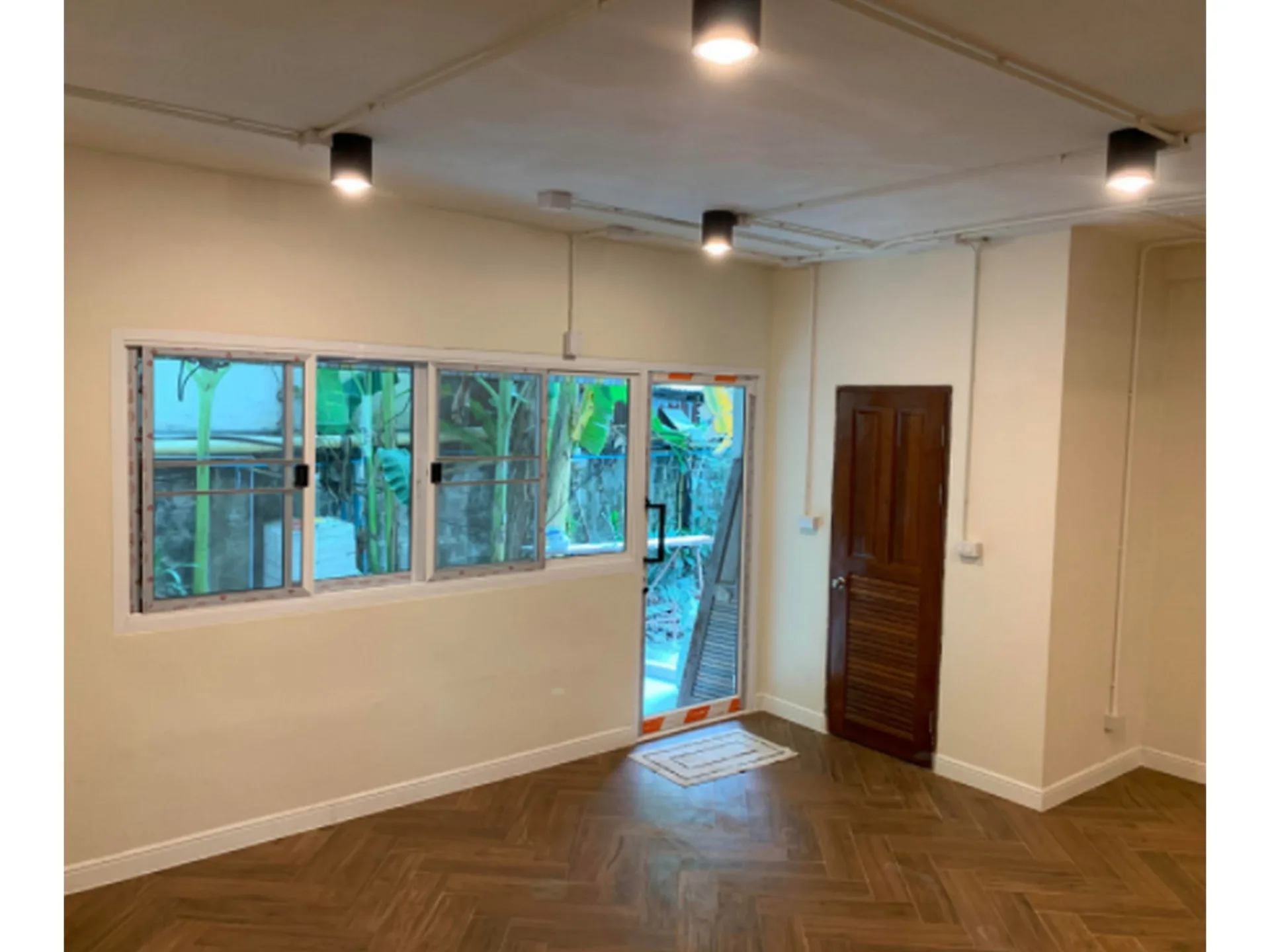 Property photos for Thonglor Tower